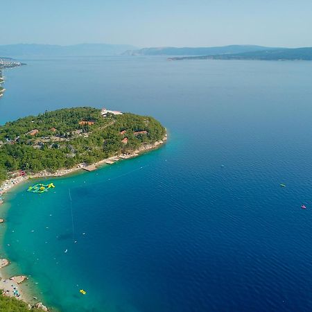 Holiday Homes Kacjak Dramalj Zewnętrze zdjęcie